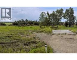 . 100 Street, Valhalla Centre, Ca