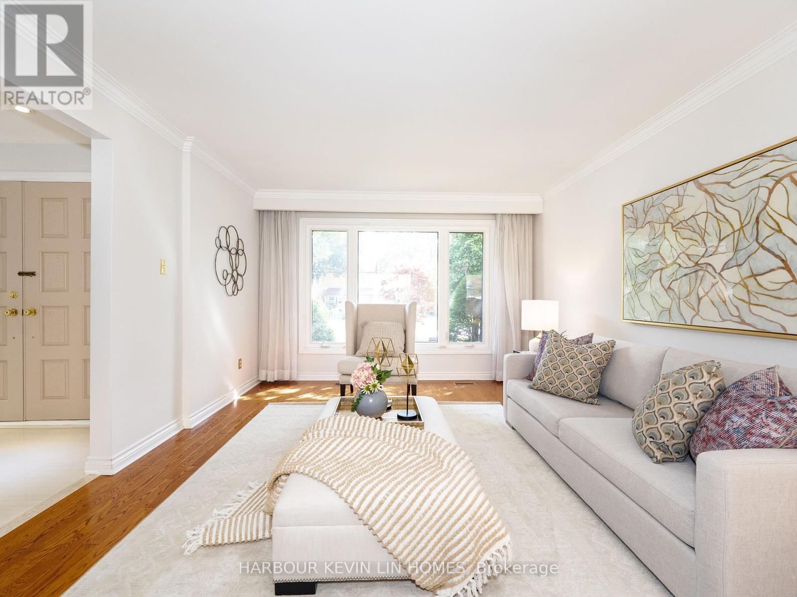 18 Whitman Street, Toronto, Ontario  M2M 3H8 - Photo 13 - C12307351