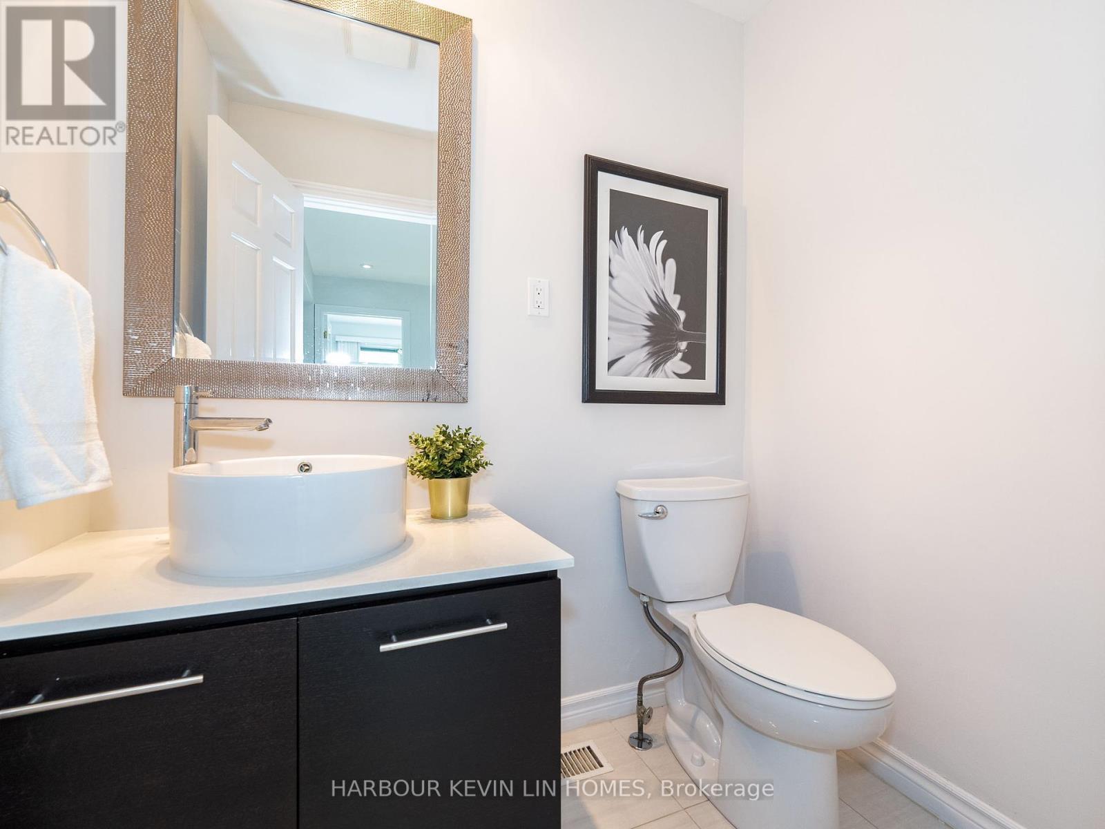 18 Whitman Street, Toronto, Ontario  M2M 3H8 - Photo 26 - C12307351