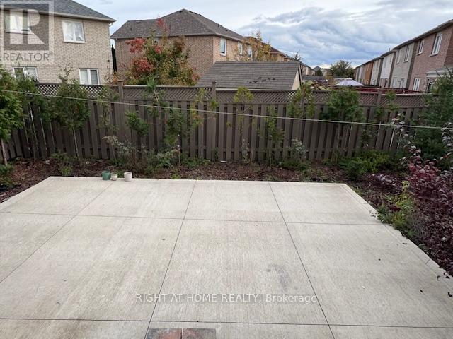 39 Treasure Drive, Brampton, Ontario  L7A 3L7 - Photo 35 - W12461292