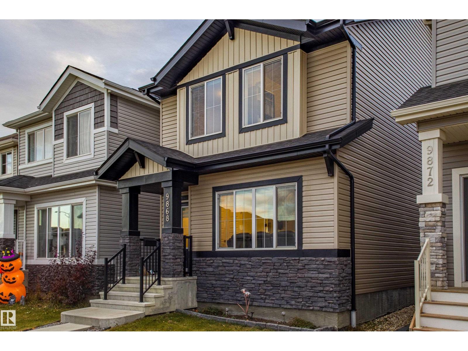 9868 206 ST NW, Edmonton, Alberta