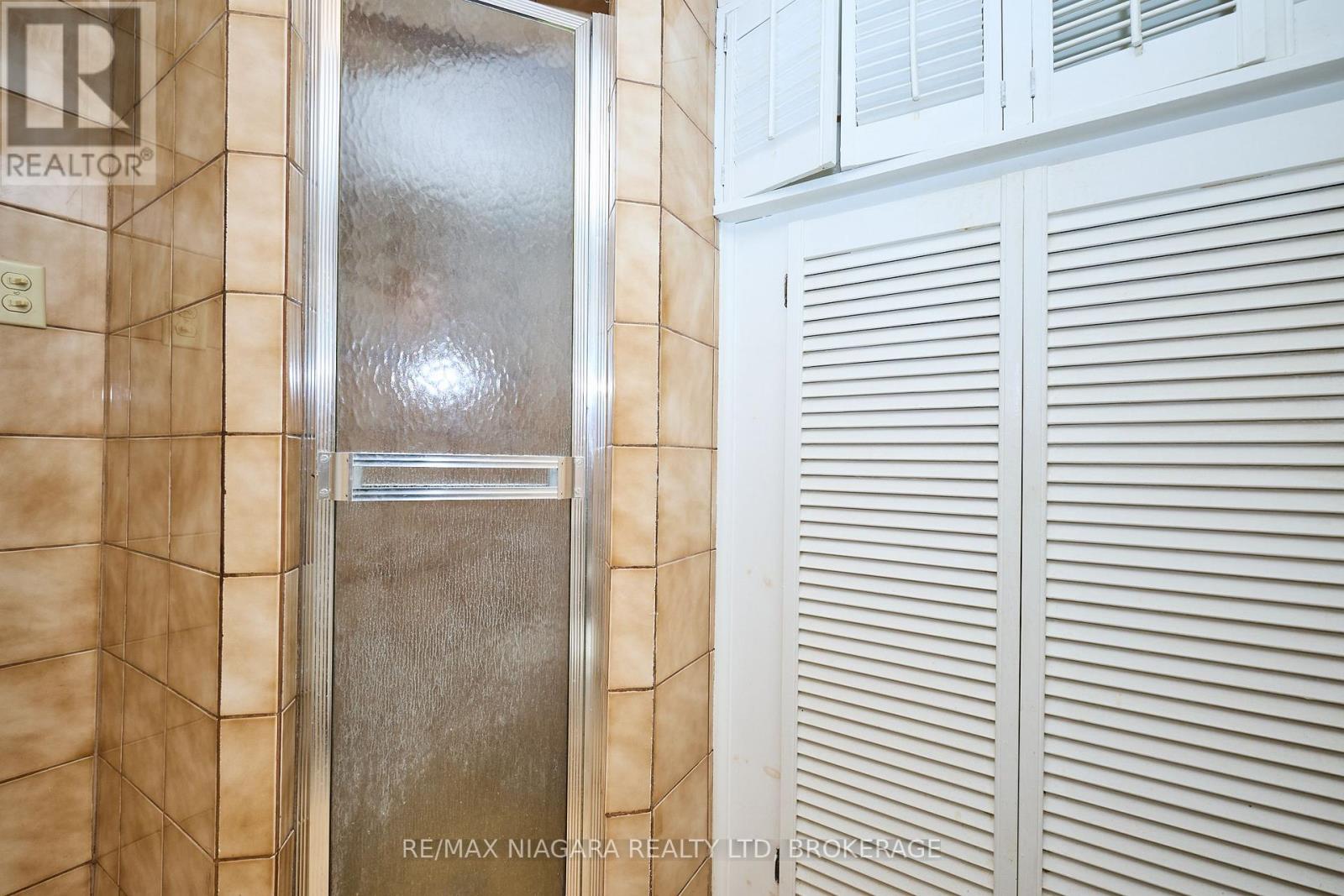 6 Munro Street, Thorold, Ontario  L2V 2V8 - Photo 16 - X12174826