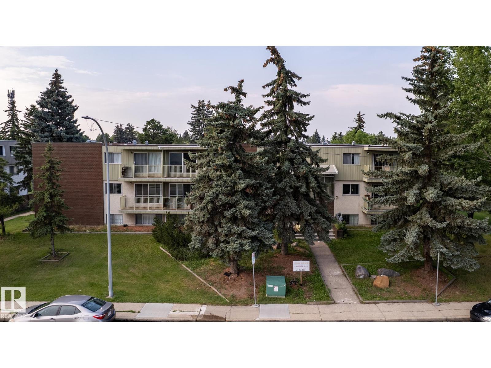 9020 144 Av Nw, Edmonton, Alberta  T5E 5V4 - Photo 5 - E4463591