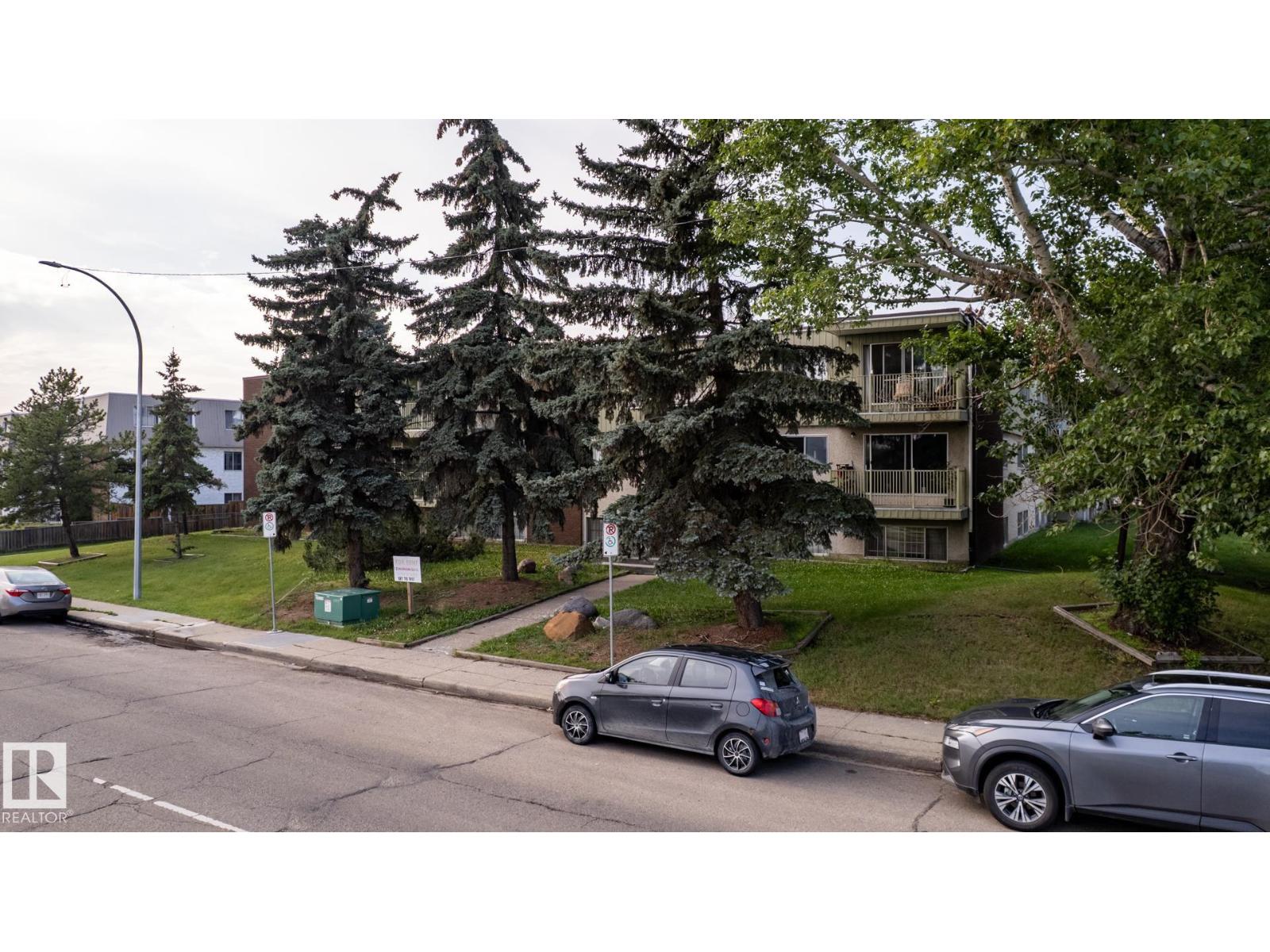 9020 144 Av Nw, Edmonton, Alberta  T5E 5V4 - Photo 7 - E4463591