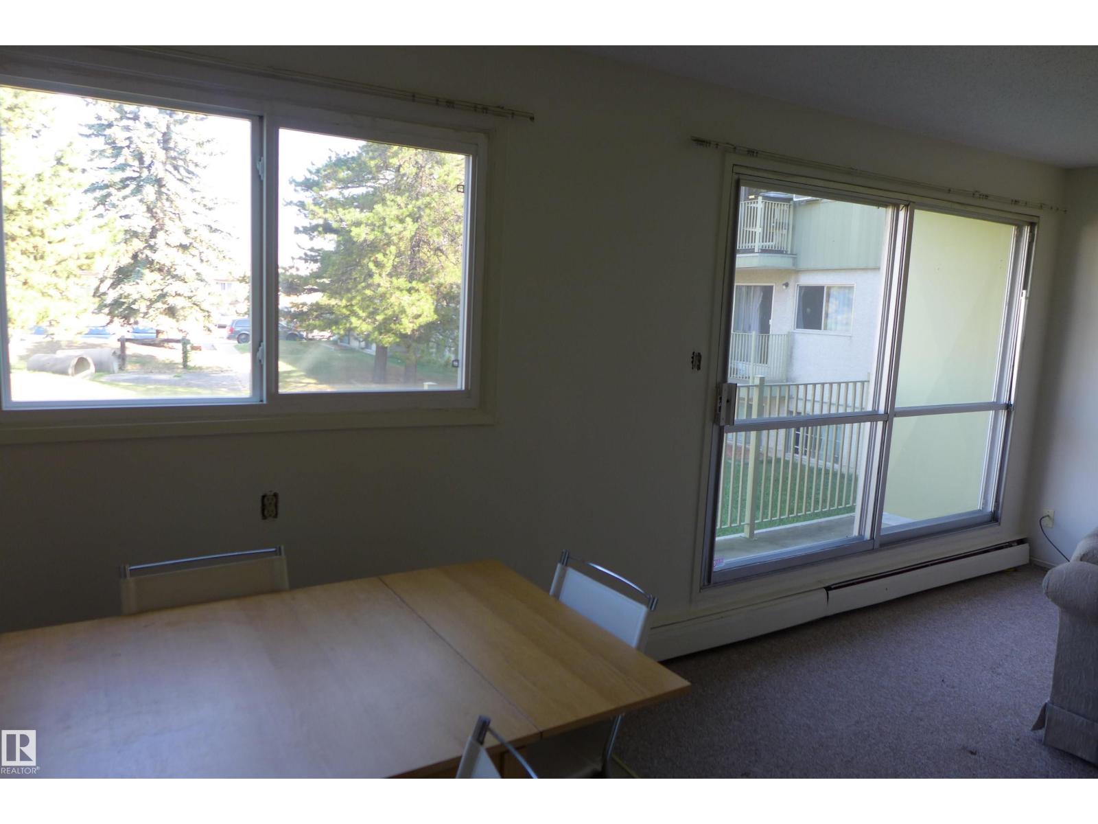 9020 144 Av Nw, Edmonton, Alberta  T5E 5V4 - Photo 21 - E4463591