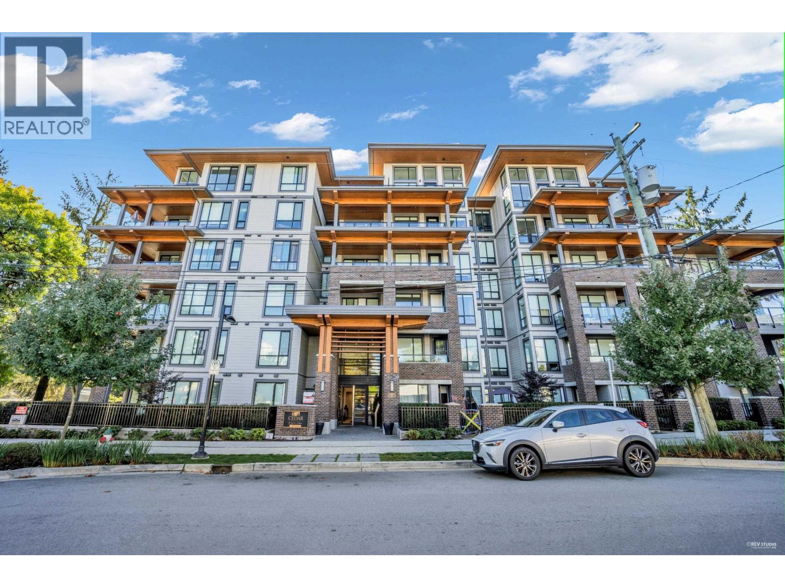 319 7599 15th Street, Burnaby, British Columbia  V3N 0H9 - Photo 2 - R3049082
