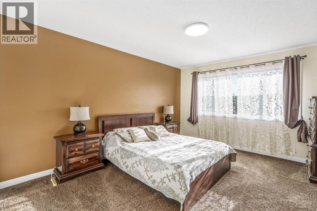 153 Kincora Bay Nw, Calgary, Alberta  T3R 1L4 - Photo 16 - A2266579