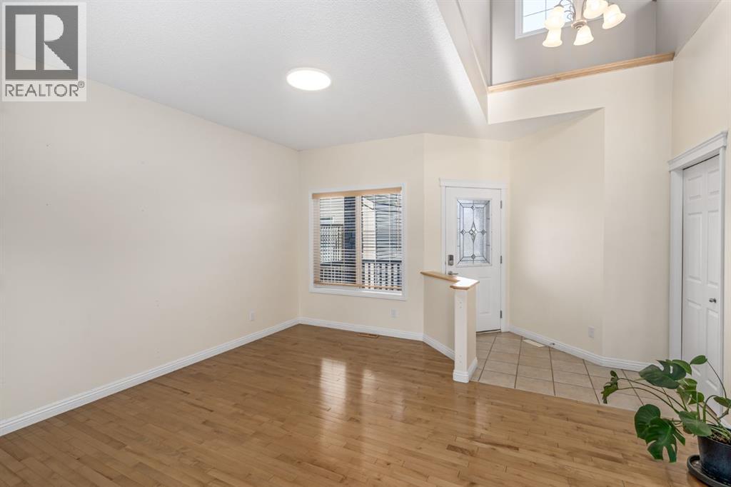 153 Kincora Bay Nw, Calgary, Alberta  T3R 1L4 - Photo 2 - A2266579