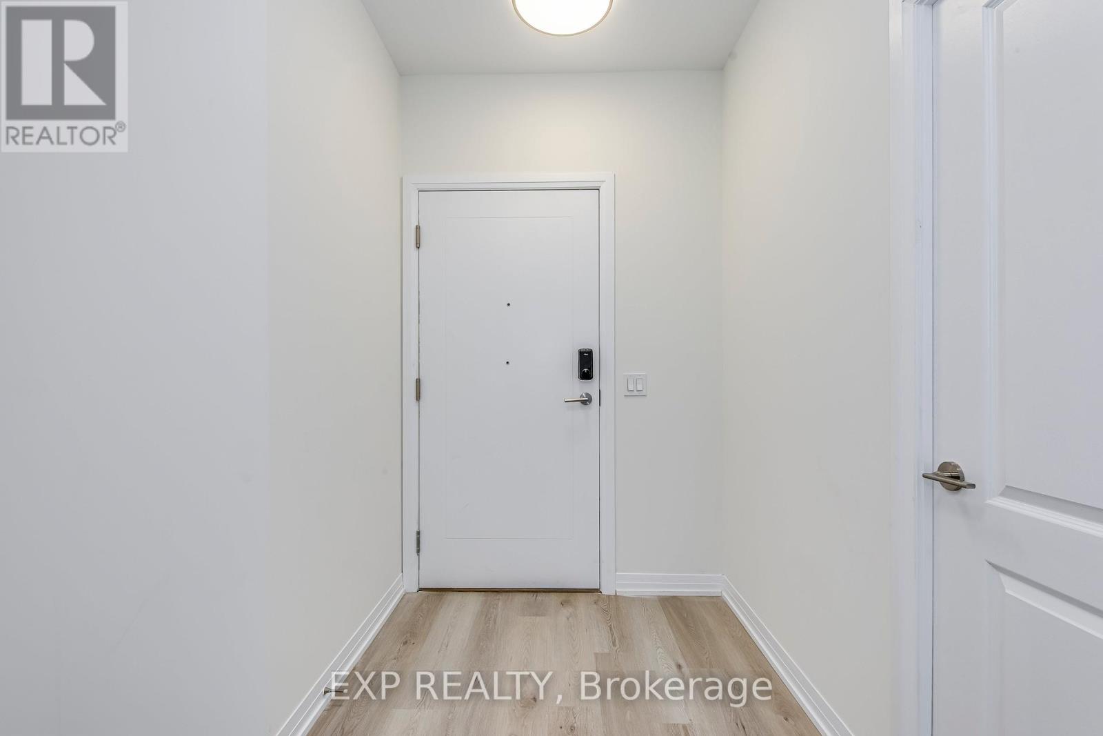 3608 - 15 Watergarden Drive, Mississauga, Ontario  L5R 0H4 - Photo 4 - W12469537