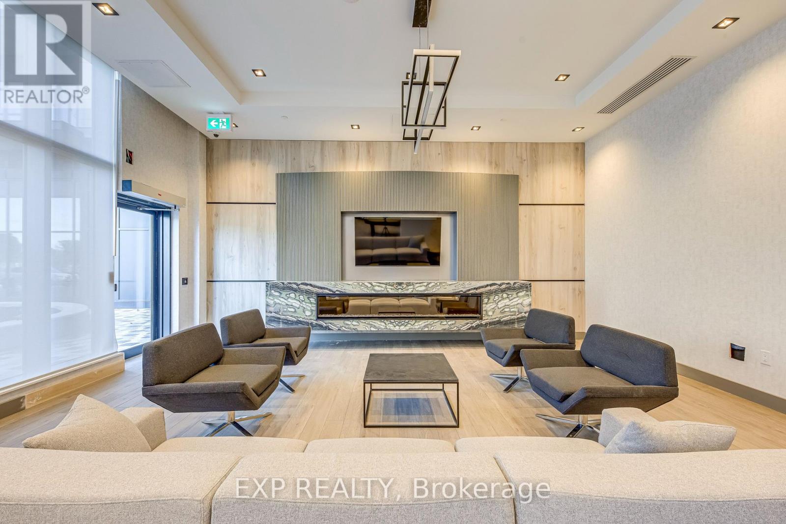 3608 - 15 Watergarden Drive, Mississauga, Ontario  L5R 0H4 - Photo 38 - W12469537