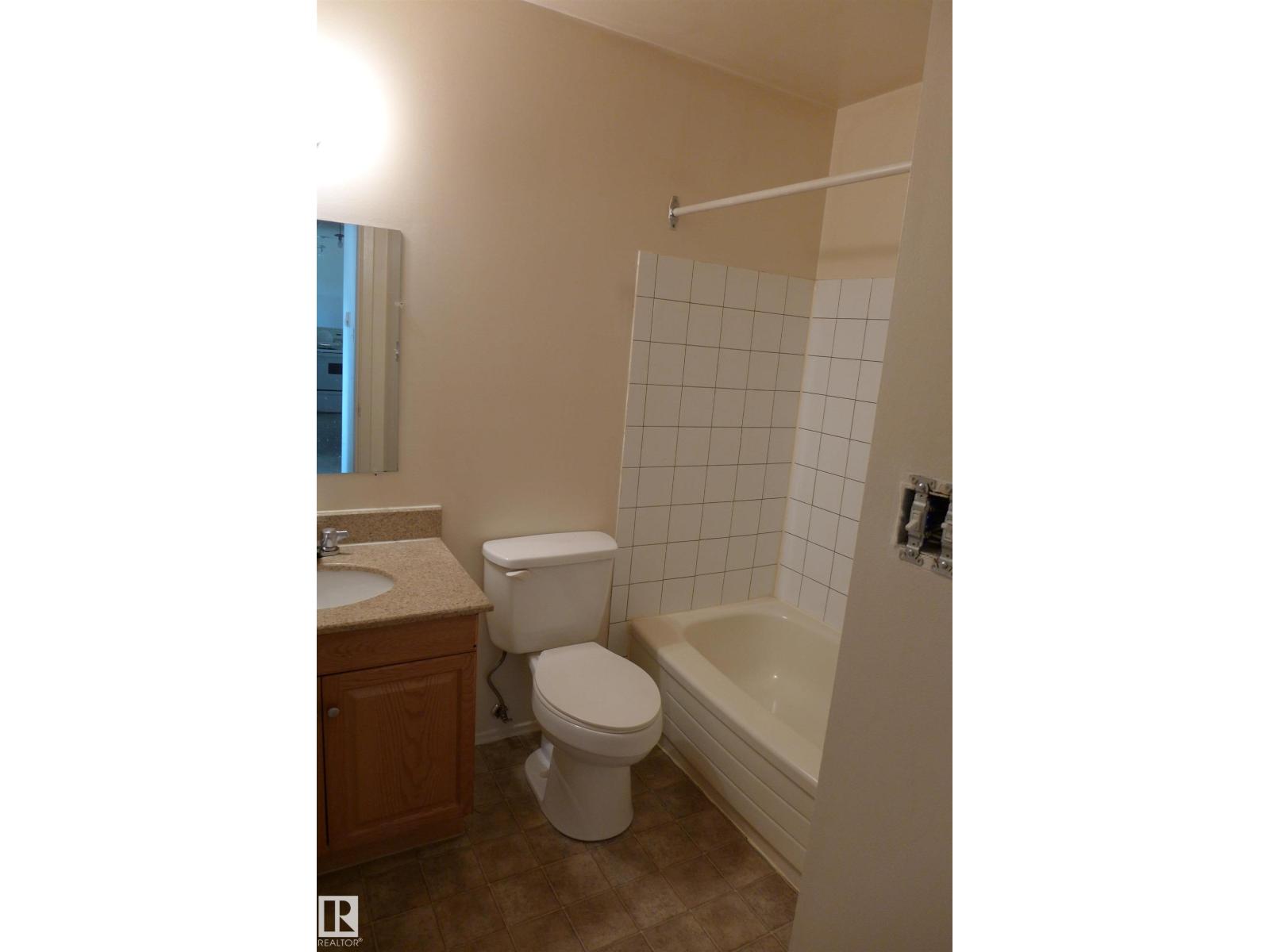 14505/15 92 St Nw, Edmonton, Alberta  T5E 5V5 - Photo 28 - E4463592