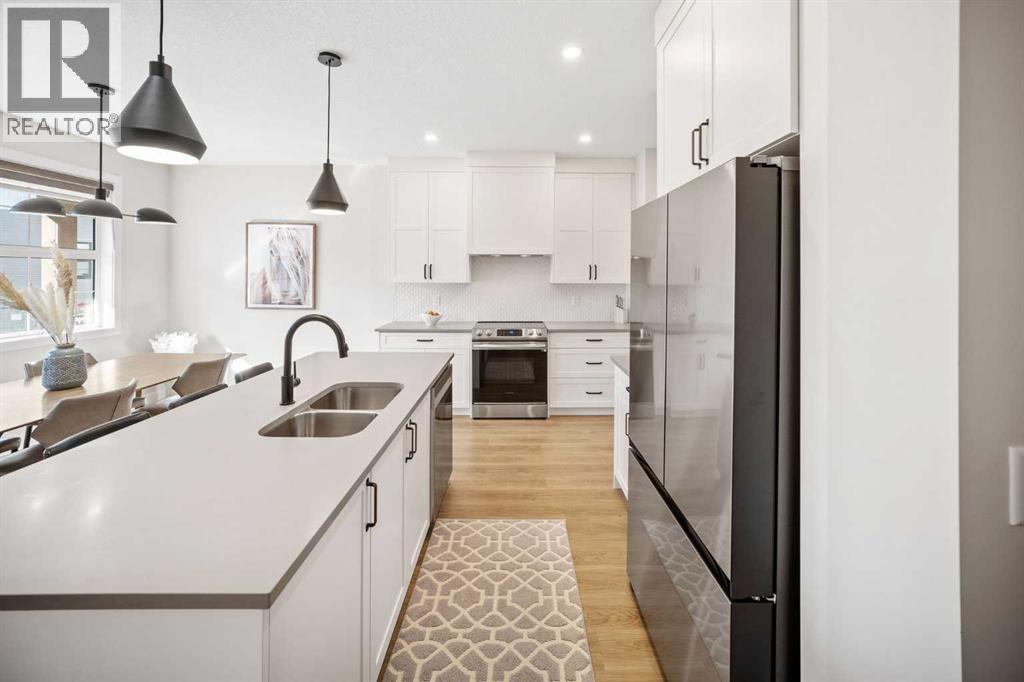 204, 201 Cooperswood Green Sw, Airdrie, Alberta  T3B 3Y6 - Photo 9 - A2259642