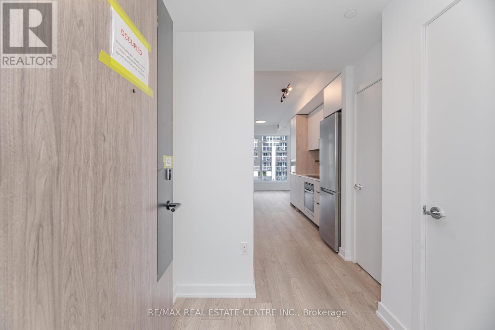 432 - 1007 The Queensway, Toronto, Ontario  M8Z 0C6 - Photo 3 - W12482911