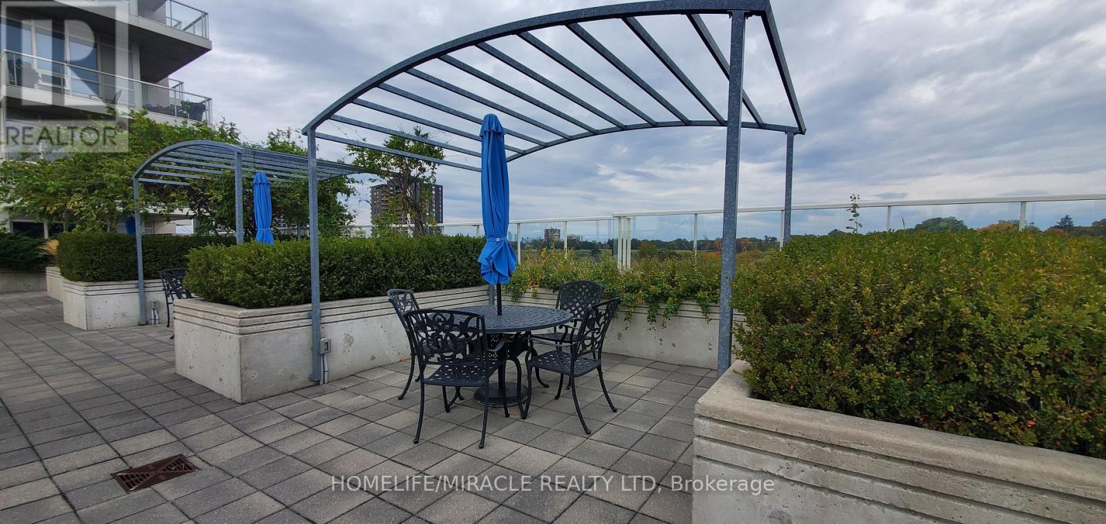408 - 3865 Lake Shore Boulevard W, Toronto, Ontario  M8W 0A2 - Photo 16 - W12482912