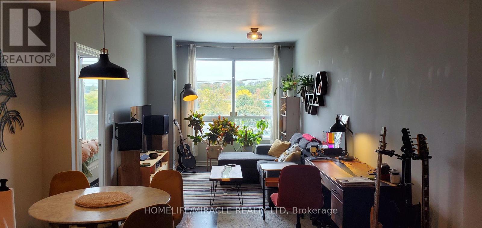 408 - 3865 Lake Shore Boulevard W, Toronto, Ontario  M8W 0A2 - Photo 4 - W12482912