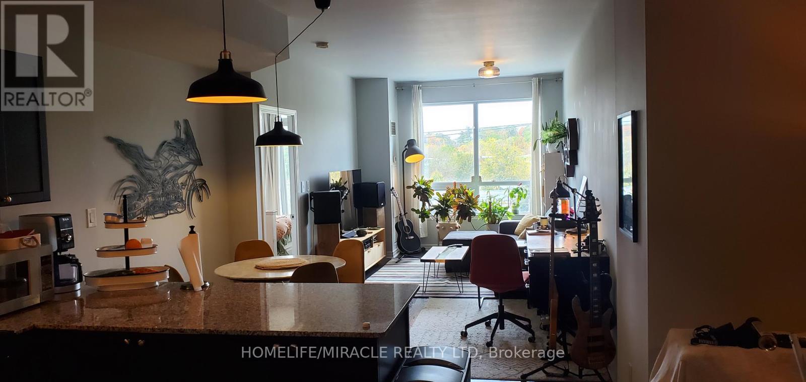 408 - 3865 Lake Shore Boulevard W, Toronto, Ontario  M8W 0A2 - Photo 6 - W12482912
