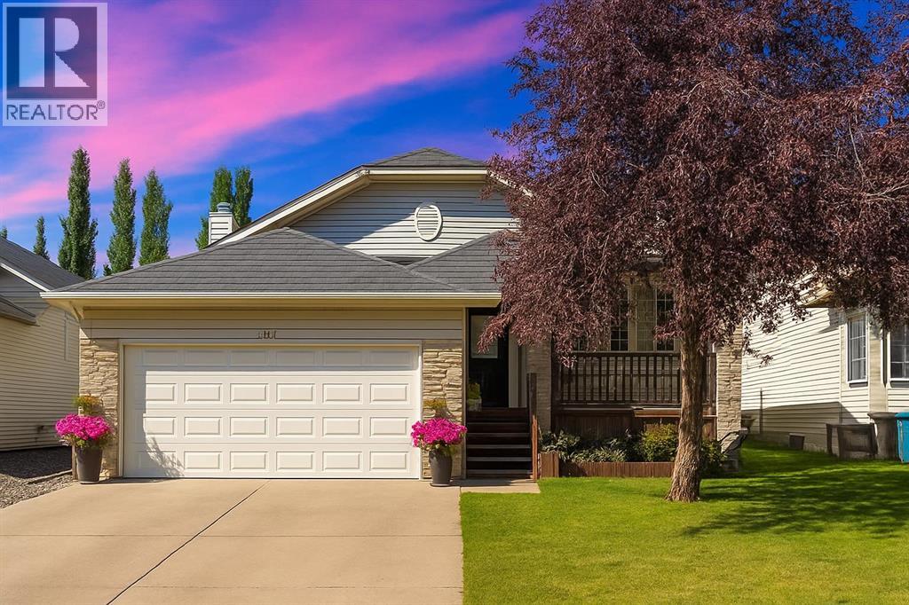 110 West Lakeview Crescent, Chestermere, Alberta  T1X 1P0 - Photo 2 - A2250440