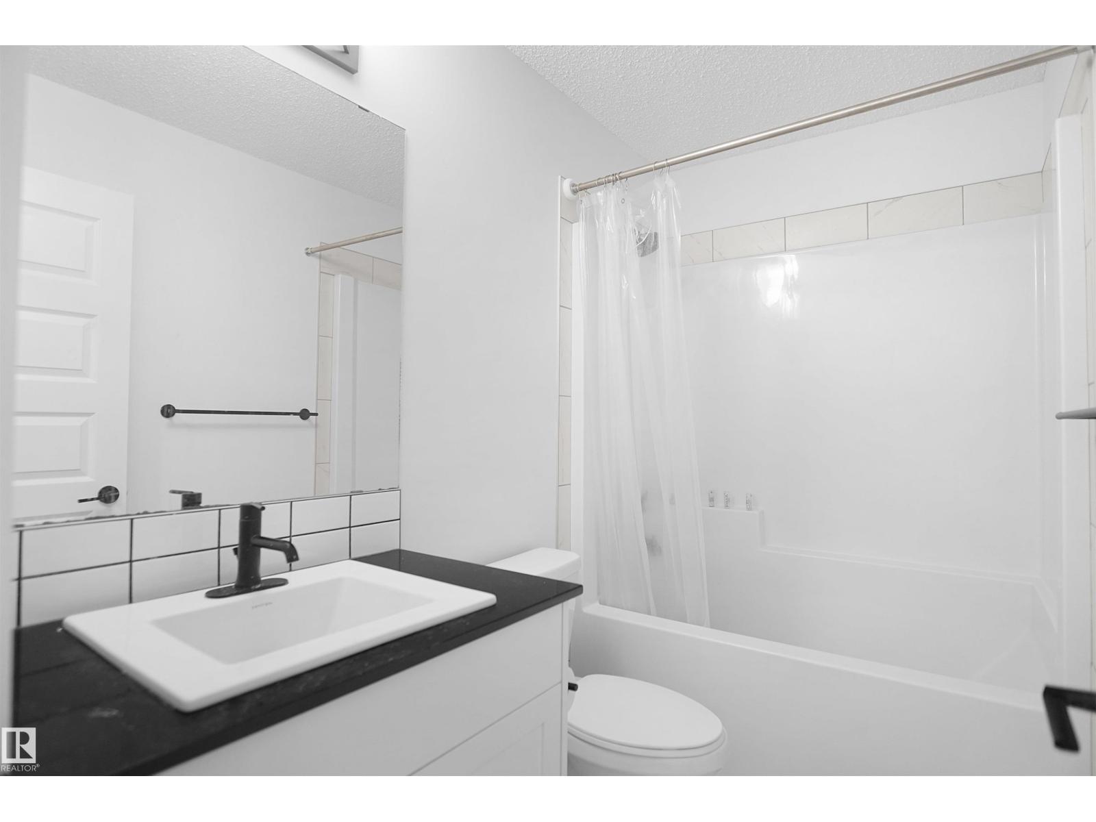 17203 64 Nw, Edmonton, Alberta  T5Y 3T6 - Photo 37 - E4463593