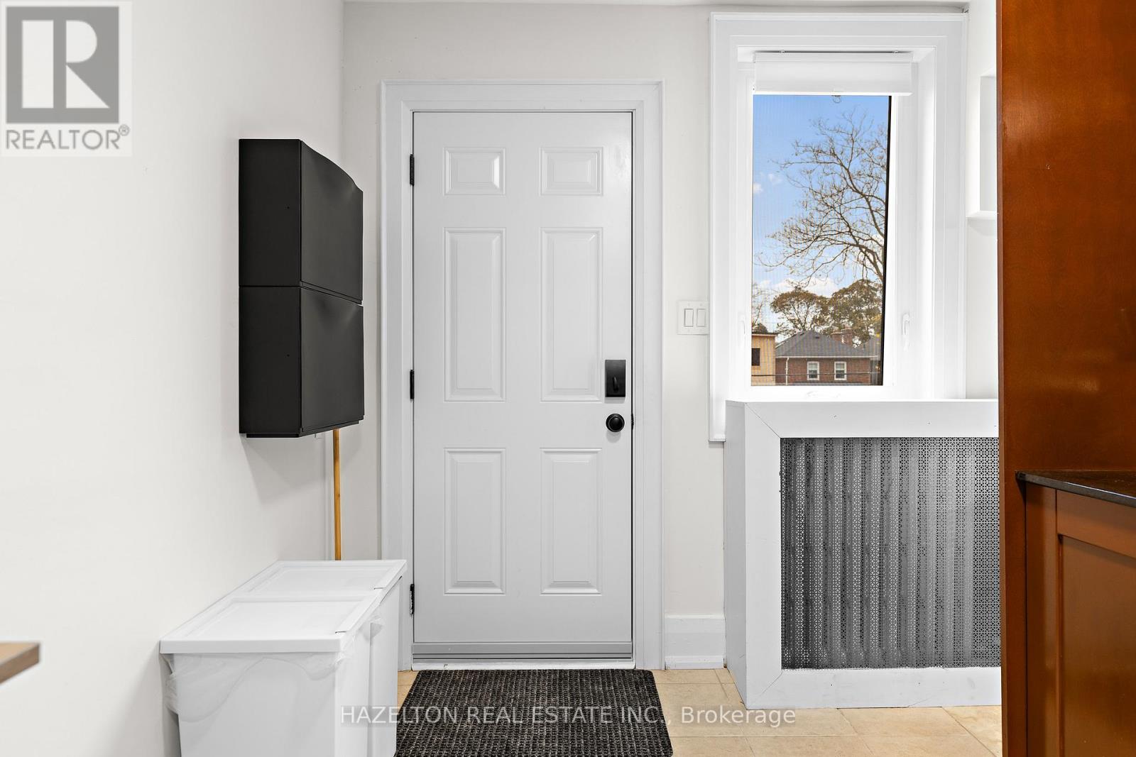 1629 Bayview Avenue, Toronto, Ontario  M4G 3B5 - Photo 18 - C12482913