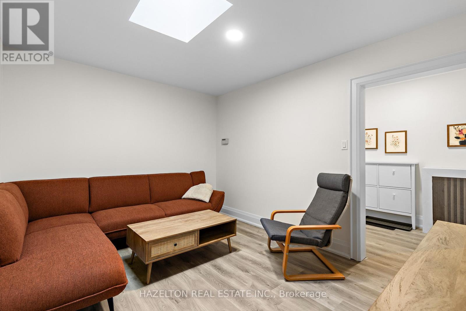 1629 Bayview Avenue, Toronto, Ontario  M4G 3B5 - Photo 3 - C12482913