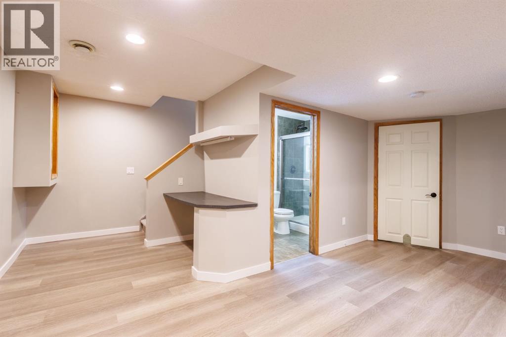 40 Chapalina Crescent Se, Calgary, Alberta  T2X 3R8 - Photo 24 - A2266225