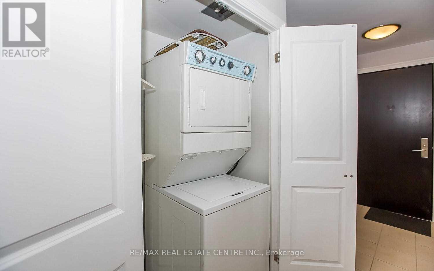 1209 - 80 Absolute Avenue, Mississauga, Ontario  L4Z 0A5 - Photo 10 - W12446055