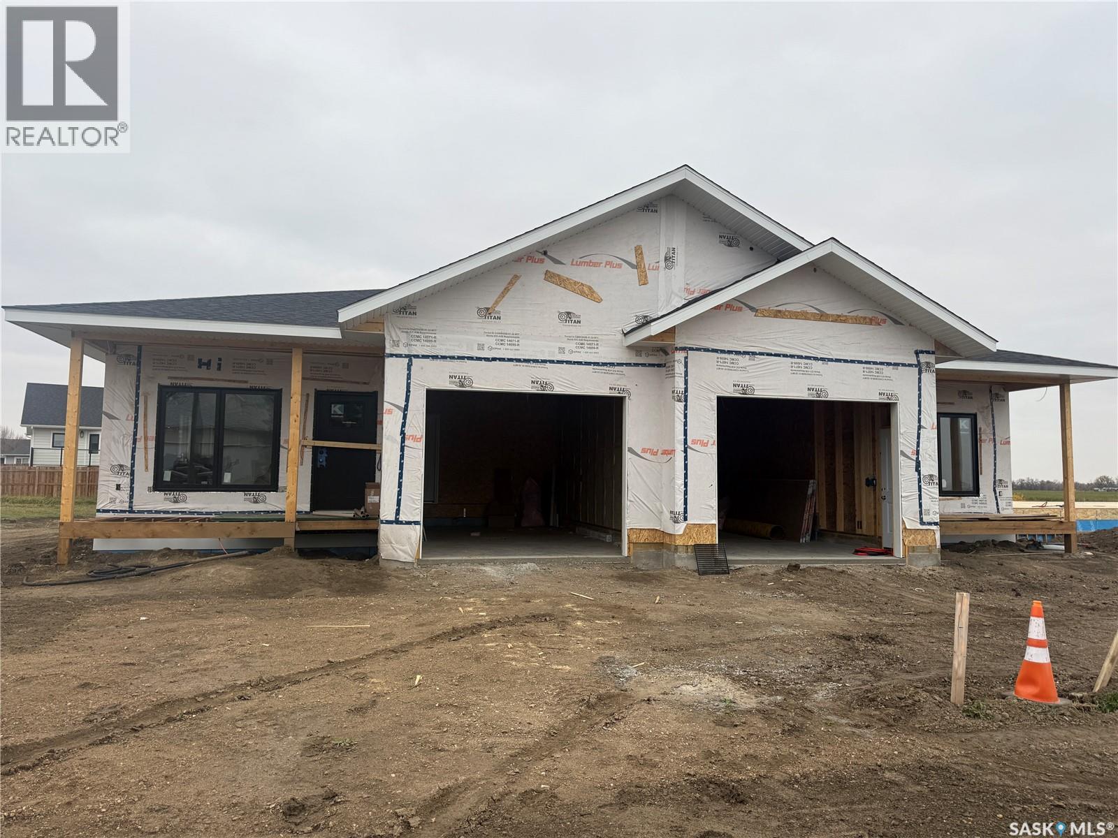16A Reid CRESCENT, Outlook, Saskatchewan