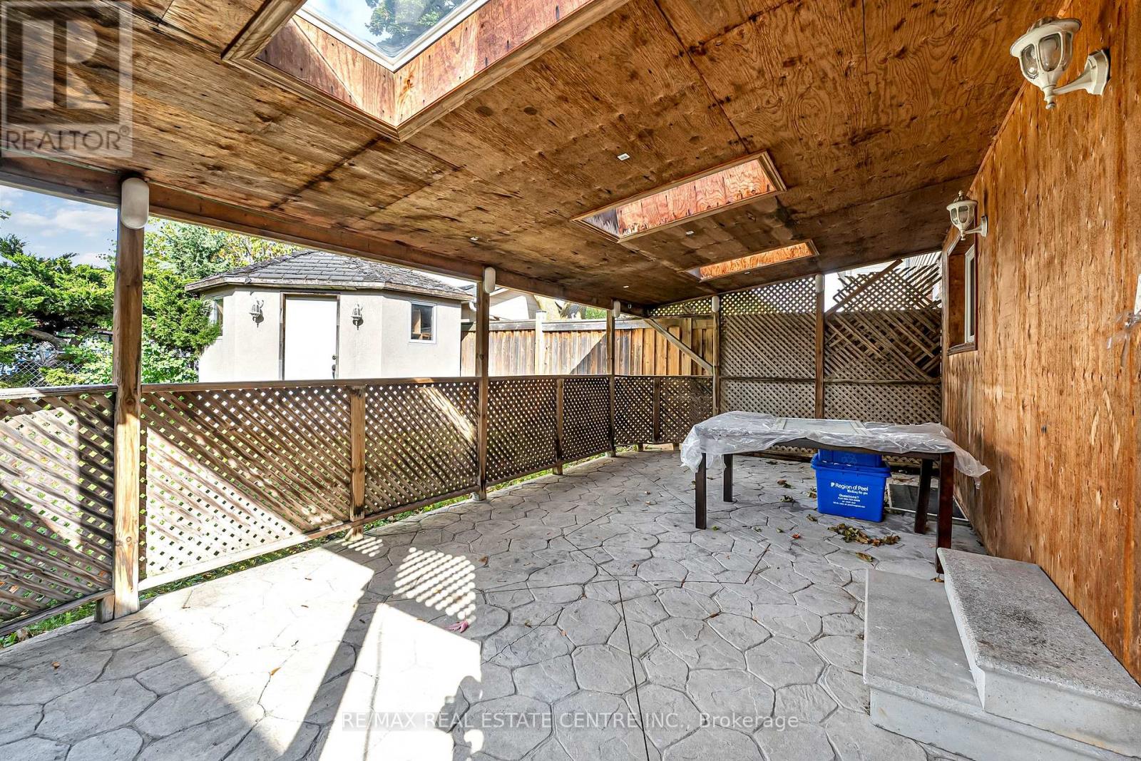 82 Merton Road, Brampton, Ontario  L6V 2V6 - Photo 39 - W12482915