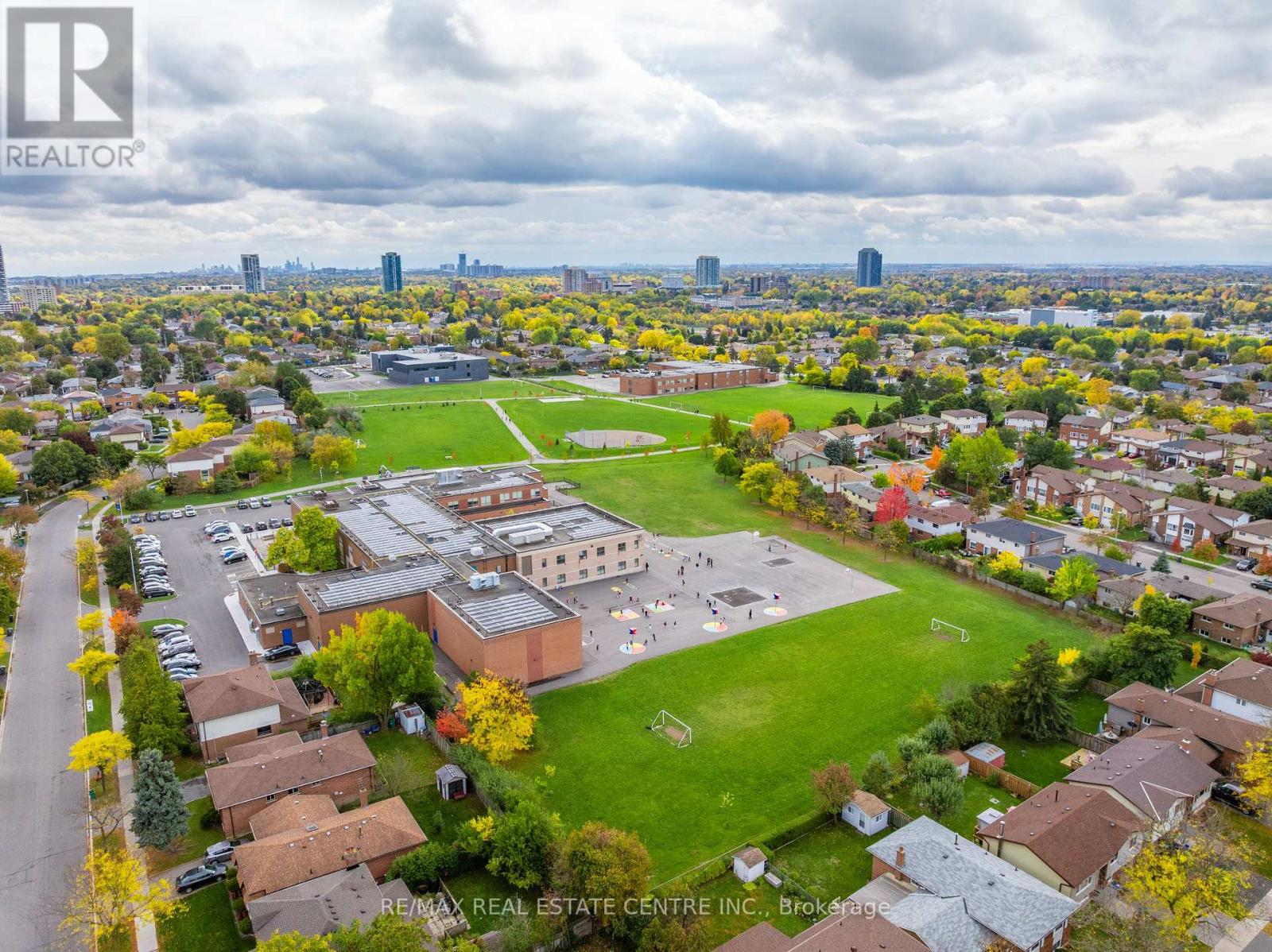82 Merton Road, Brampton, Ontario  L6V 2V6 - Photo 46 - W12482915