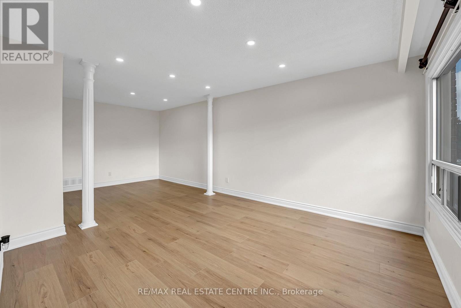 82 Merton Road, Brampton, Ontario  L6V 2V6 - Photo 5 - W12482915
