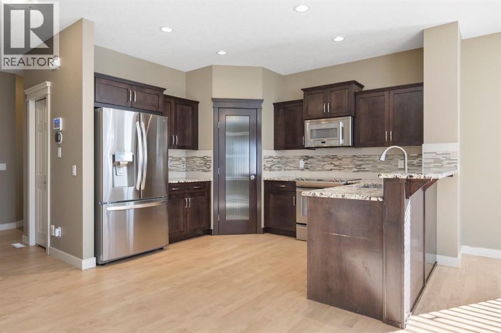 328 Silverado Plains Circle Sw, Calgary, Alberta  T2X 0R7 - Photo 6 - A2266534