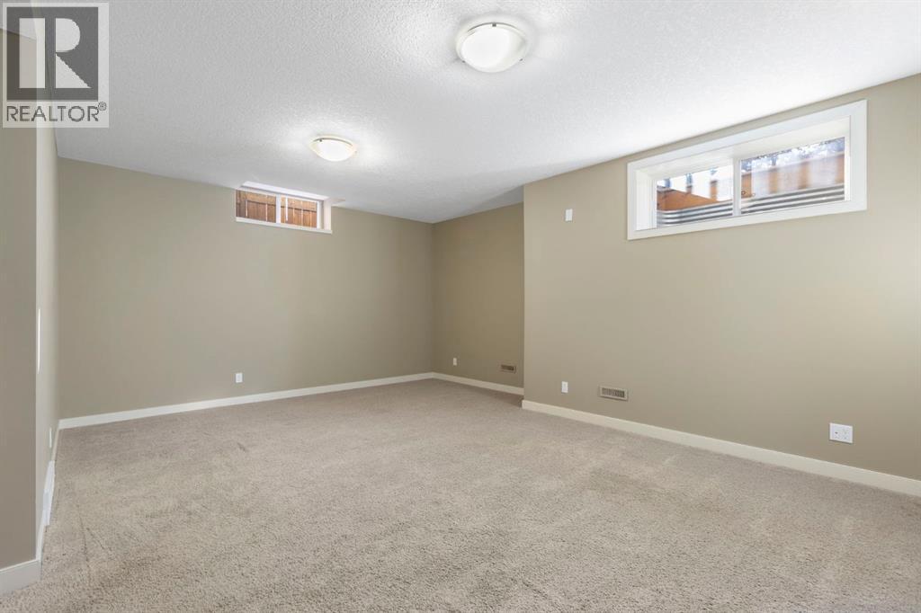 328 Silverado Plains Circle Sw, Calgary, Alberta  T2X 0R7 - Photo 35 - A2266534