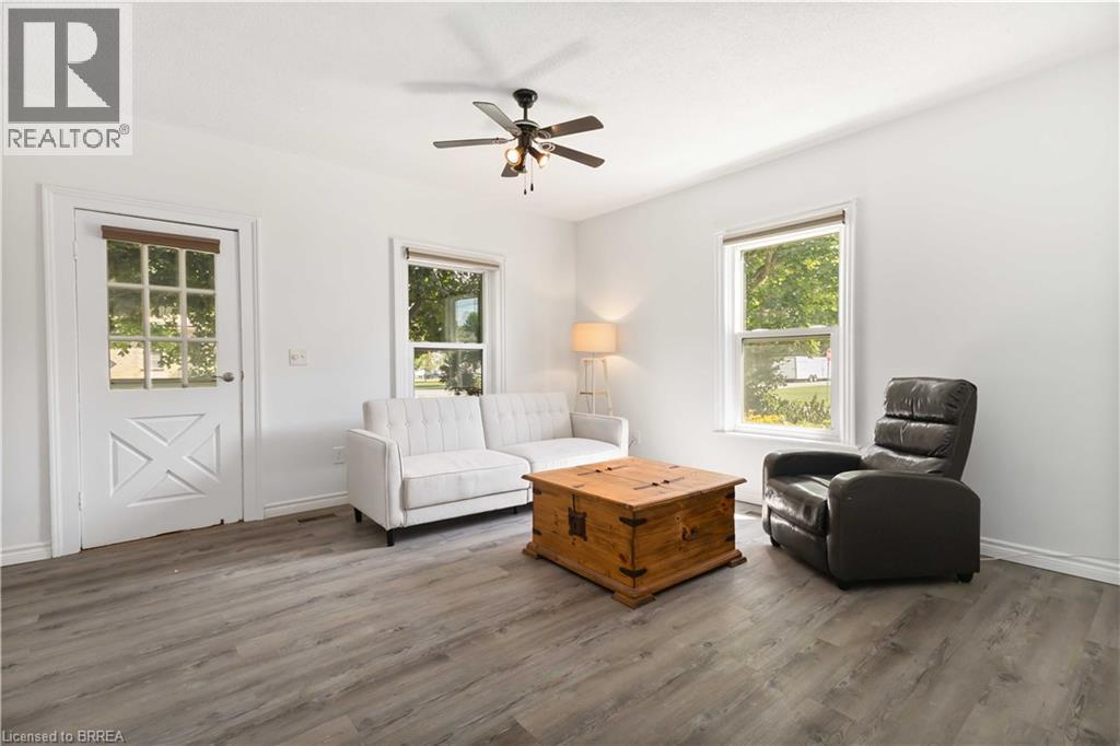 Photo 12 of 50 for 162 Adelaide Street