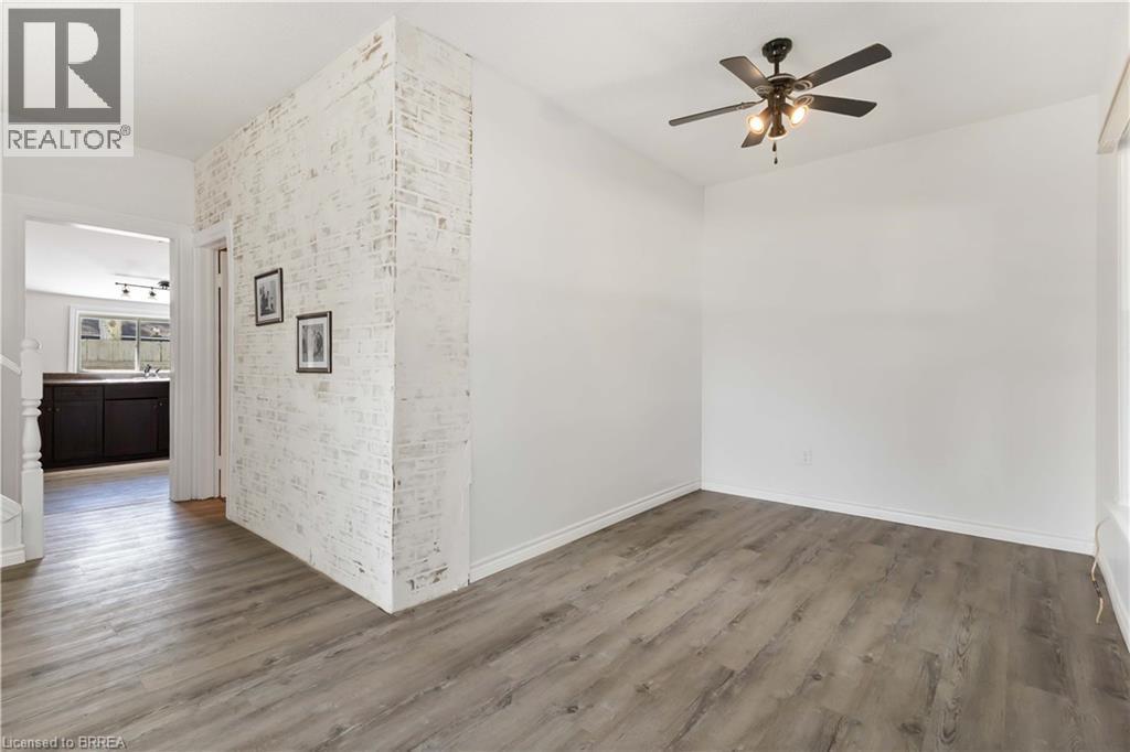 Photo 19 of 50 for 162 Adelaide Street