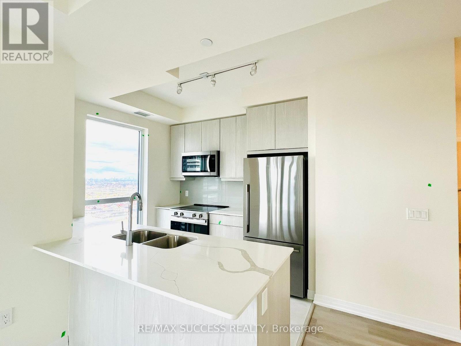 2909 - 15 Watergarden Drive, Mississauga, Ontario  L5R 0H4 - Photo 12 - W12482925