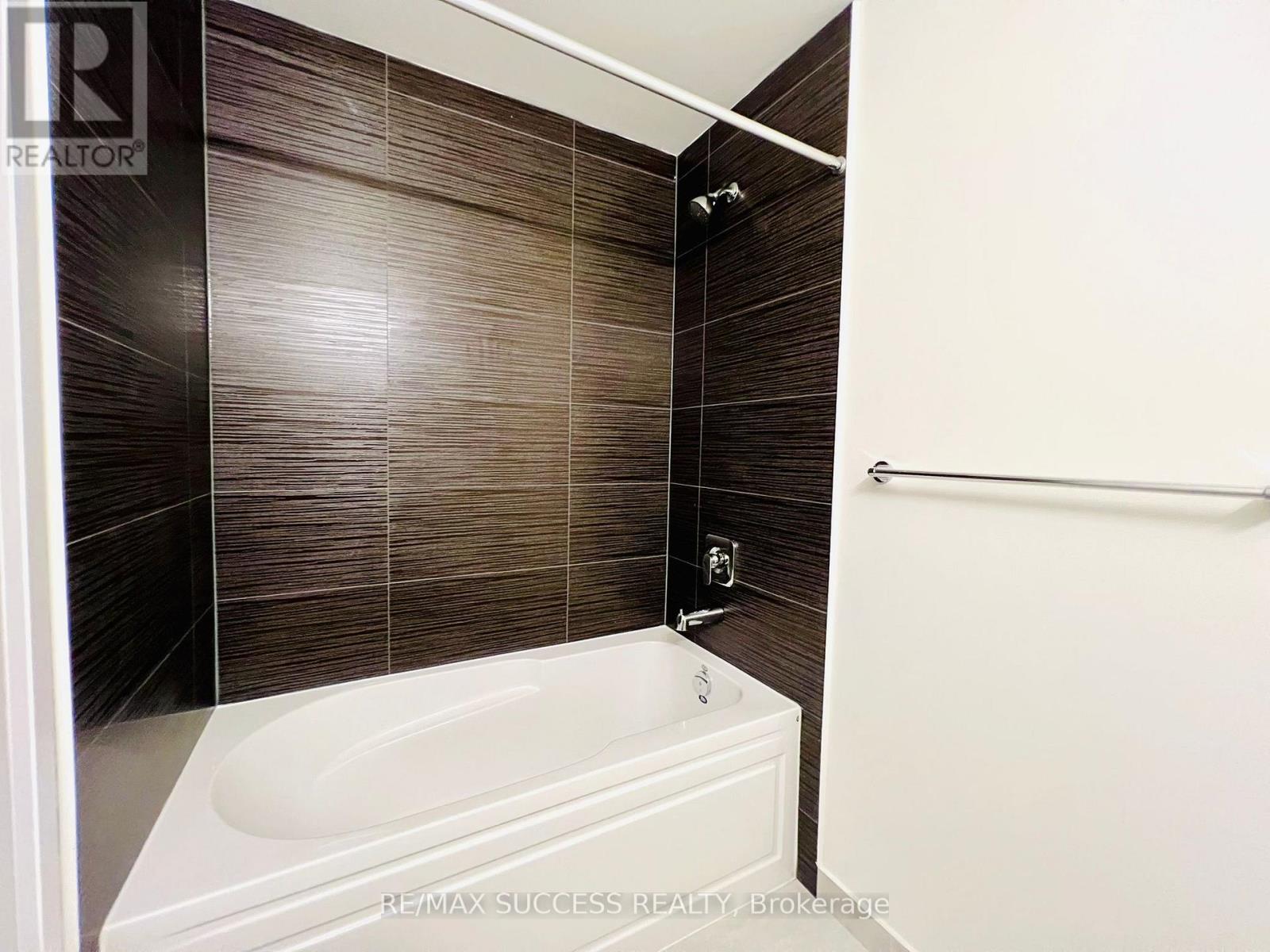 2909 - 15 Watergarden Drive, Mississauga, Ontario  L5R 0H4 - Photo 28 - W12482925