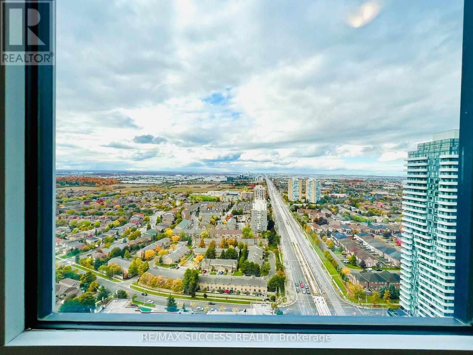 2909 - 15 Watergarden Drive, Mississauga, Ontario  L5R 0H4 - Photo 34 - W12482925