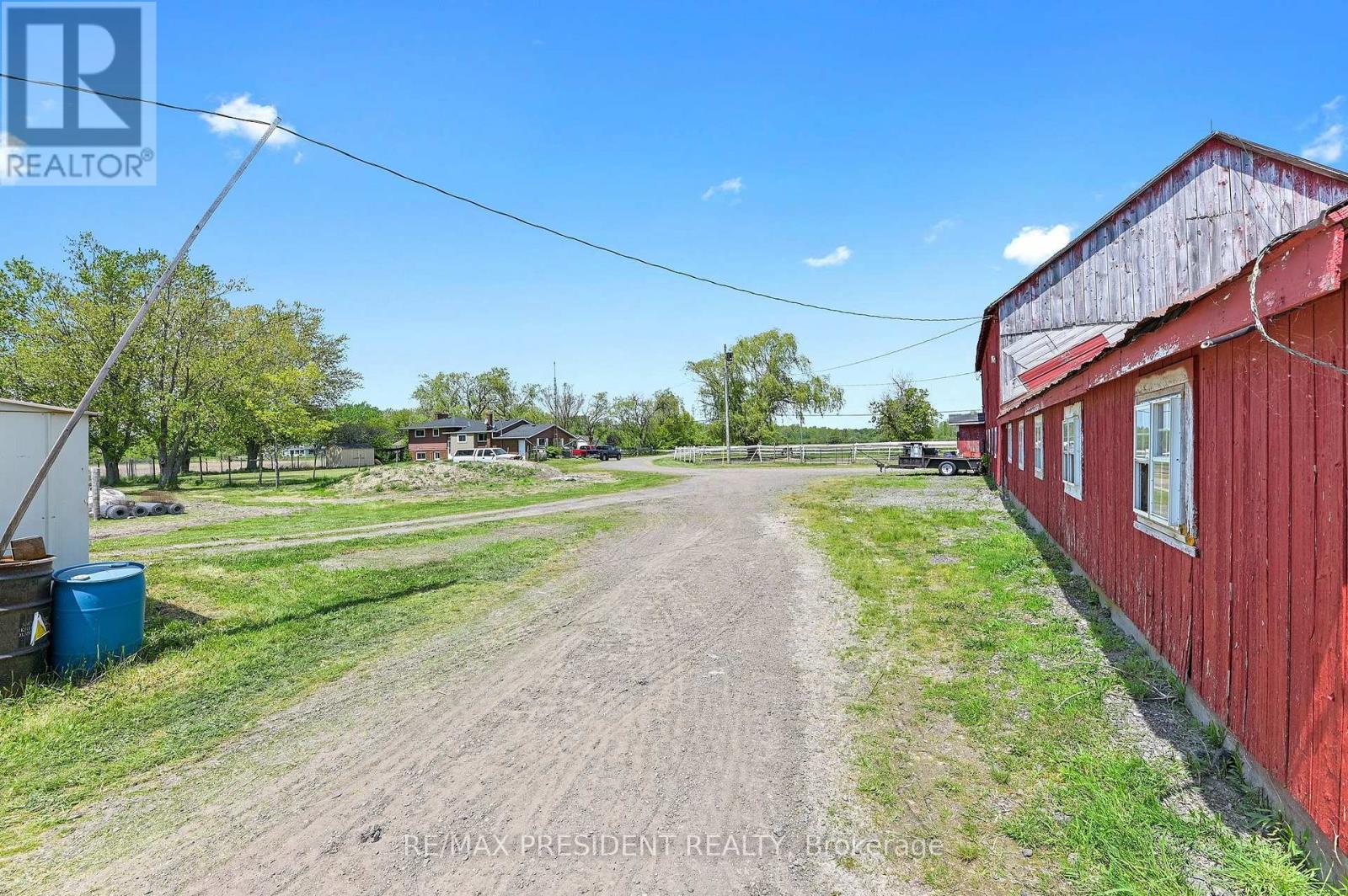 40233 Forks Road S, Wainfleet, Ontario  L0S 1V0 - Photo 12 - X12482726