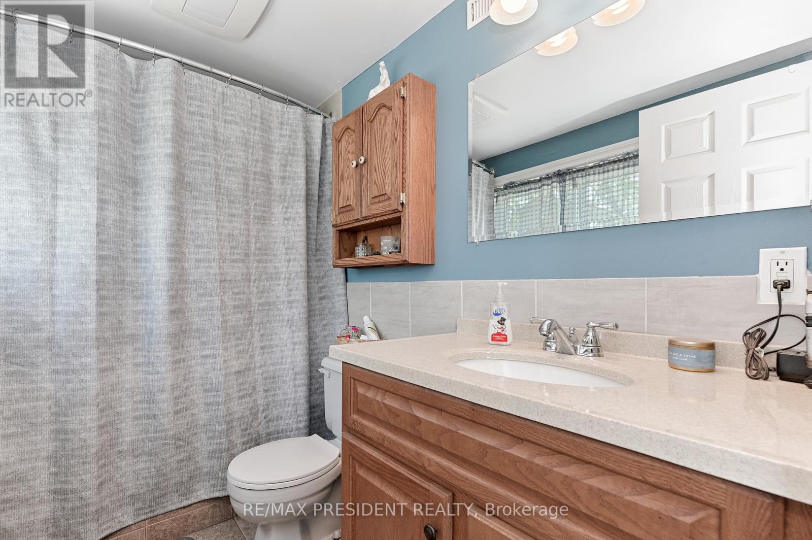 40233 Forks Road S, Wainfleet, Ontario  L0S 1V0 - Photo 16 - X12482726