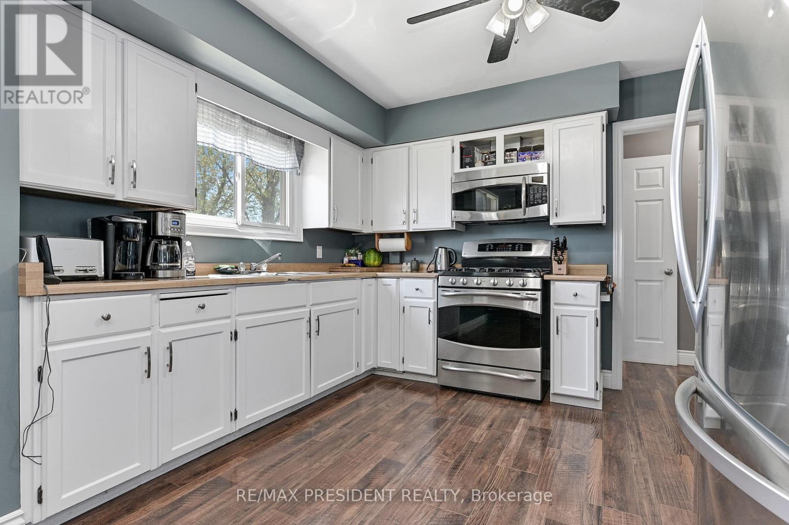40233 Forks Road S, Wainfleet, Ontario  L0S 1V0 - Photo 3 - X12482726