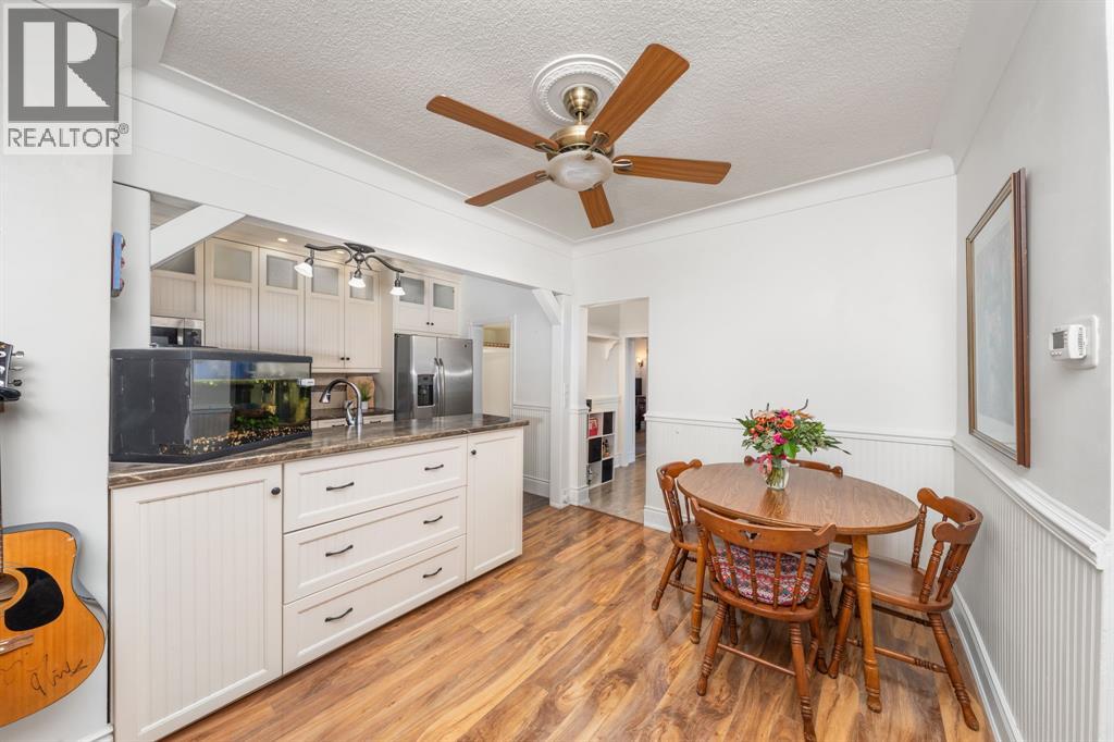 110 St Clair Street, Point Edward, Ontario  N7V 1N7 - Photo 10 - 25027168