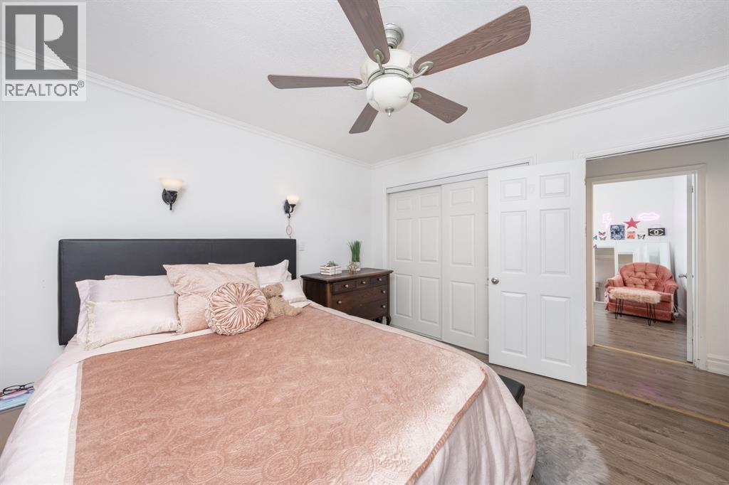 110 St Clair Street, Point Edward, Ontario  N7V 1N7 - Photo 18 - 25027168