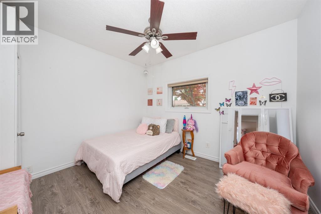 110 St Clair Street, Point Edward, Ontario  N7V 1N7 - Photo 19 - 25027168