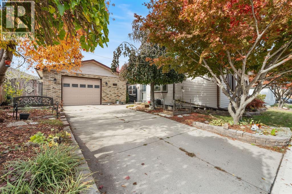 110 St Clair Street, Point Edward, Ontario  N7V 1N7 - Photo 32 - 25027168