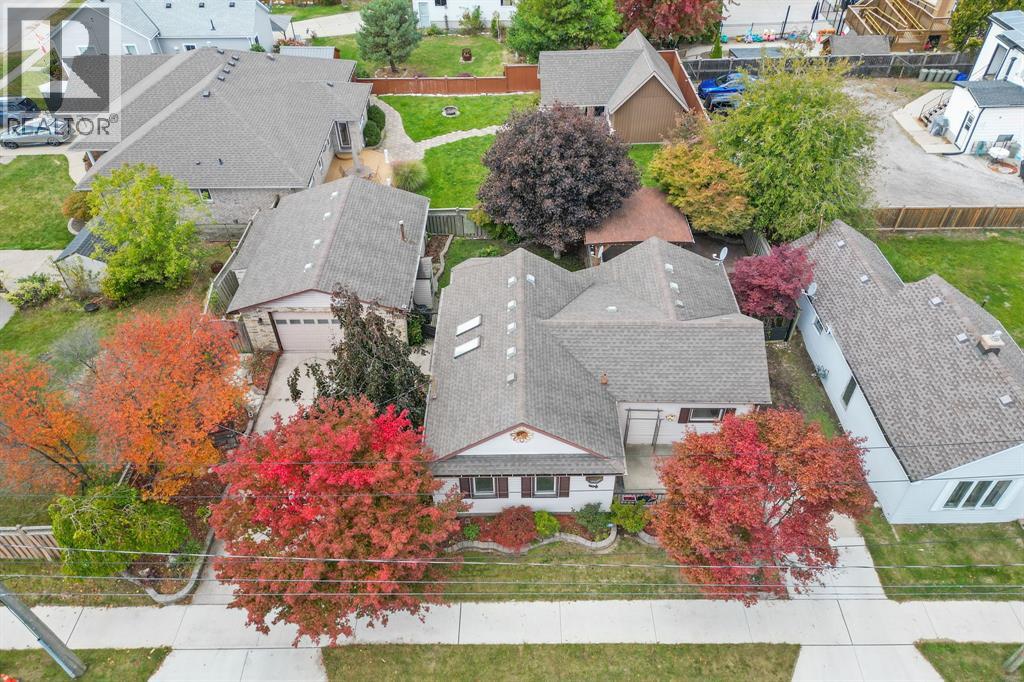 110 St Clair Street, Point Edward, Ontario  N7V 1N7 - Photo 36 - 25027168