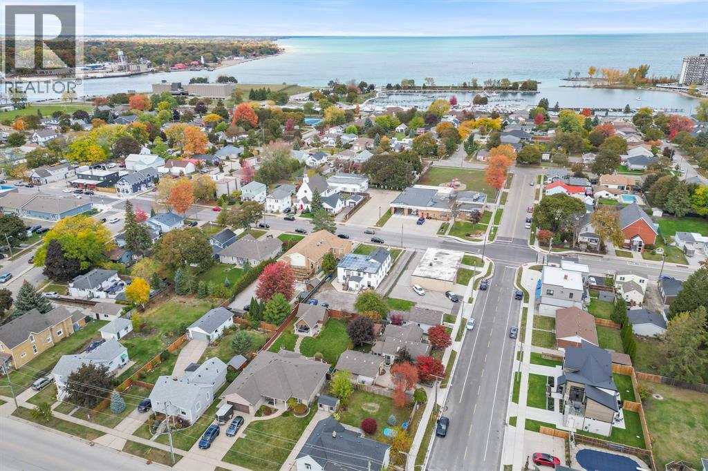 110 St Clair Street, Point Edward, Ontario  N7V 1N7 - Photo 41 - 25027168