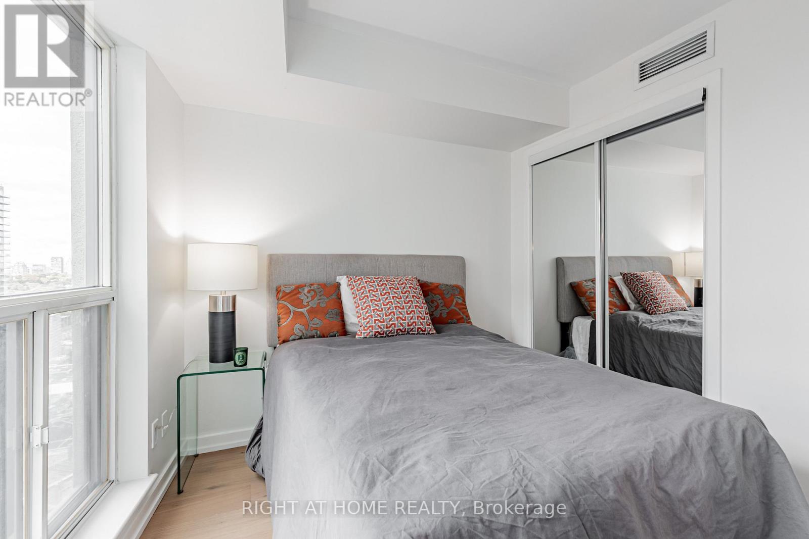 3116 - 8 Park Road, Toronto, Ontario  M4W 3S5 - Photo 15 - C12482933