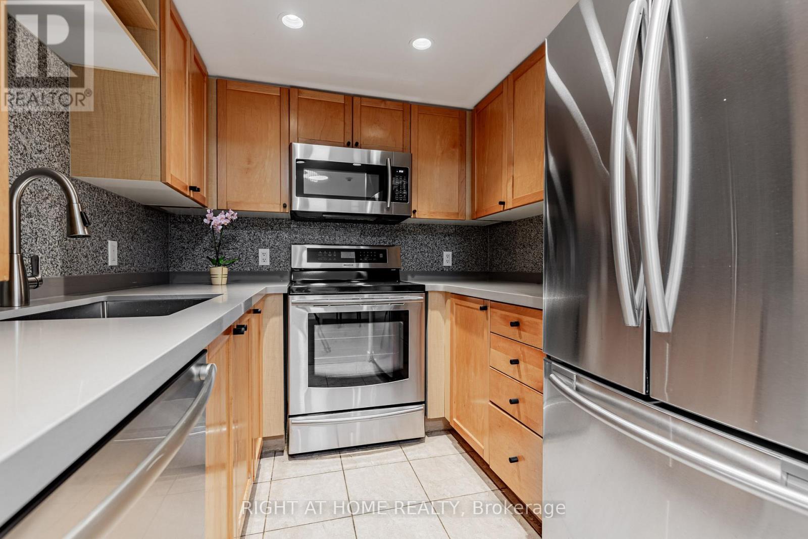 3116 - 8 Park Road, Toronto, Ontario  M4W 3S5 - Photo 8 - C12482933
