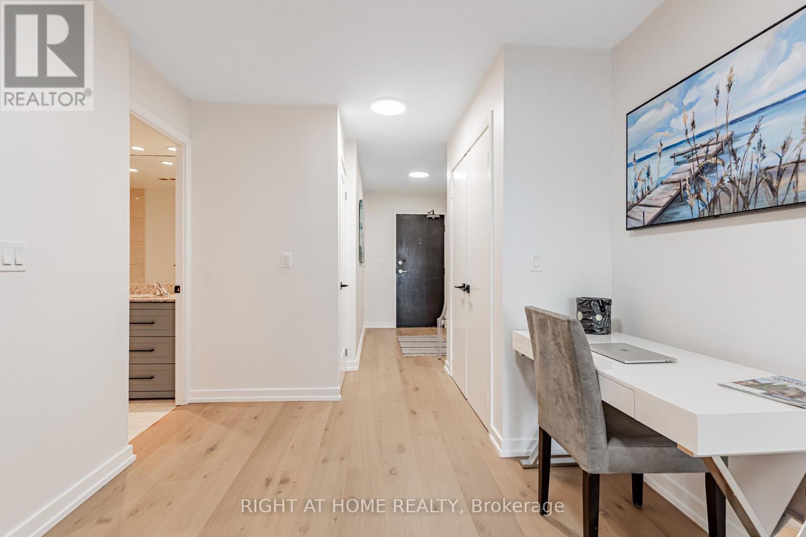 3116 - 8 Park Road, Toronto, Ontario  M4W 3S5 - Photo 9 - C12482933