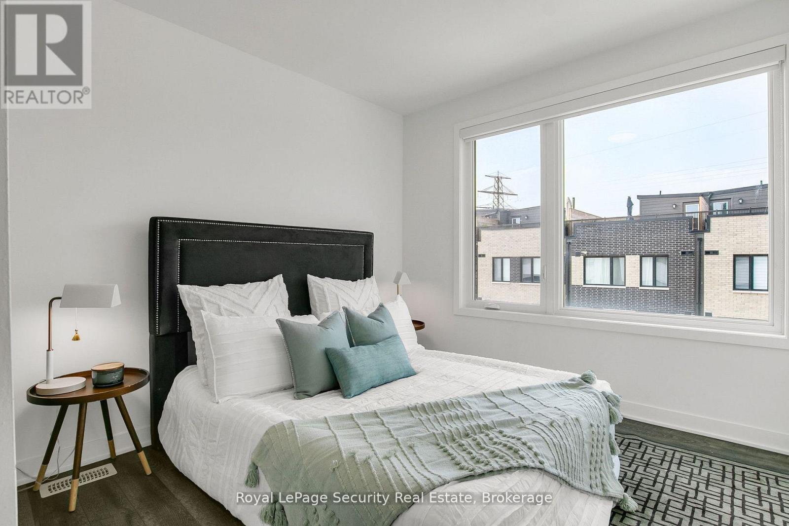 Th 22 - 40 Ed Clark Gardens, Toronto, Ontario  M6N 0B5 - Photo 23 - W12482932